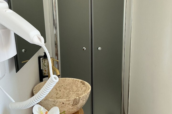 Room 26 of 31