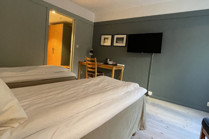 Room 21 of 86