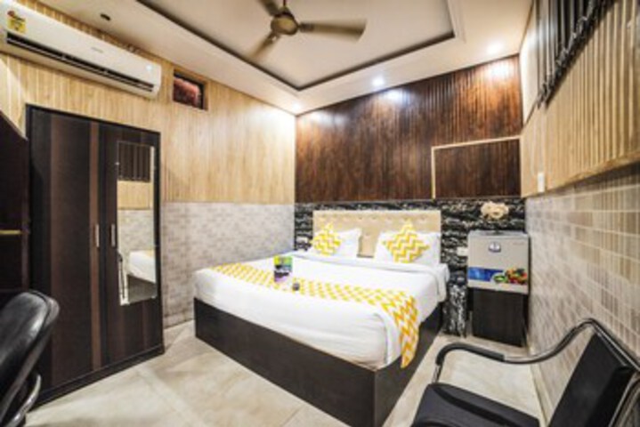 Room 7 of 23