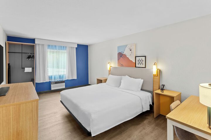 Room 5 of 30