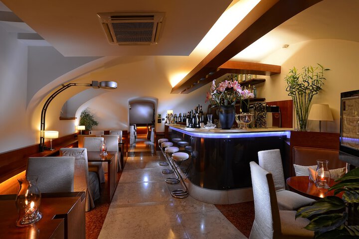 Dining 257 of 290