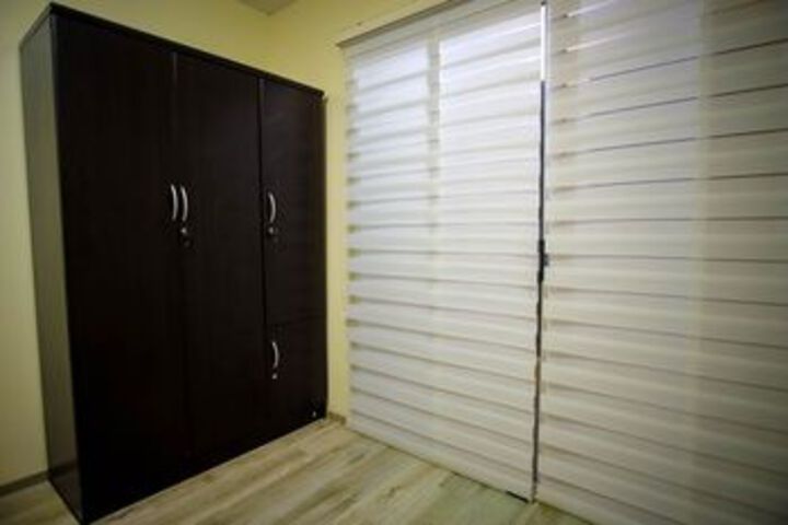 Room 27 of 42
