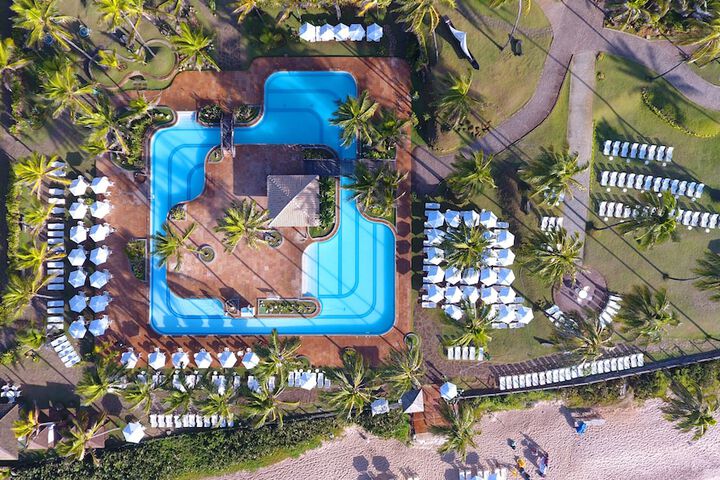 Hotel with Pool