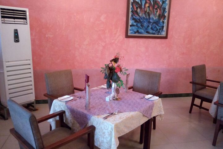 Dining 50 of 81