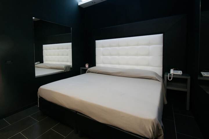 Room 43 of 80