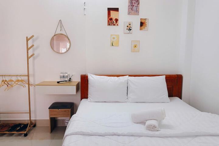 Room 13 of 26