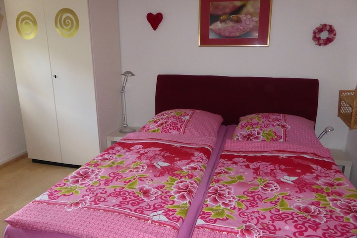 Room 5 of 14