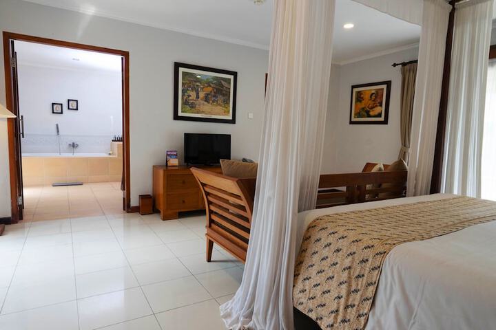 Room 25 of 119