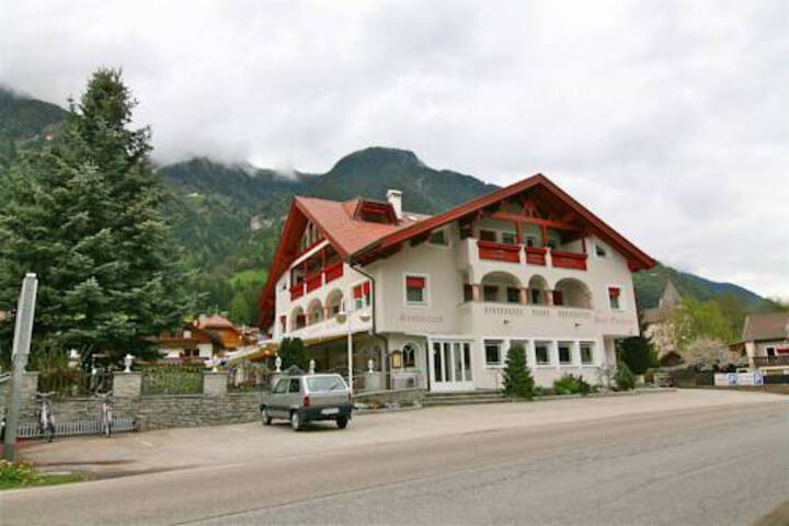 Hotel 2 of 5