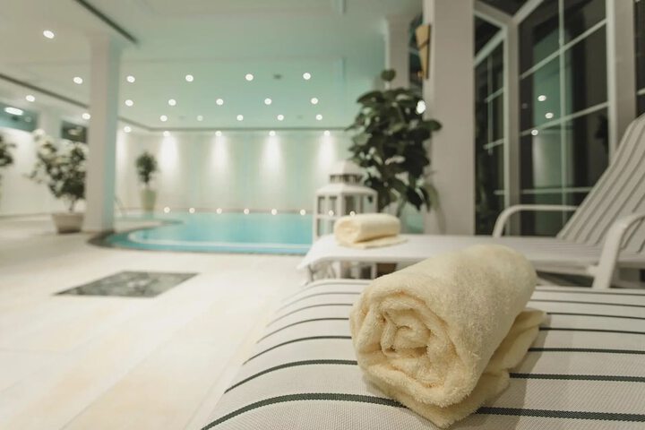 Spa 15 of 27