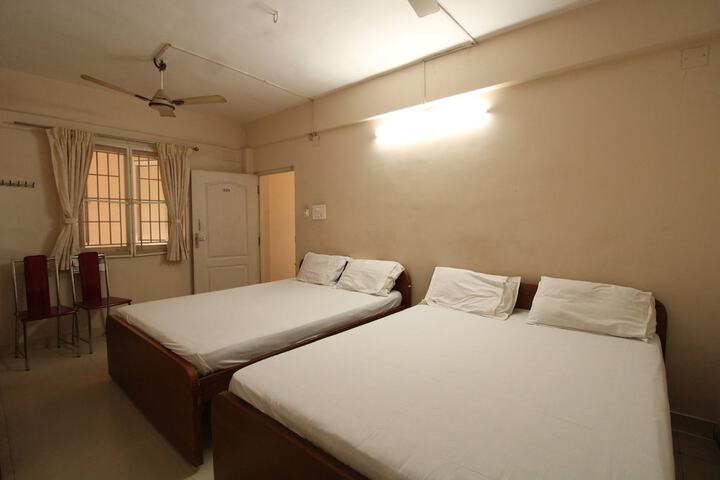 Room 18 of 31