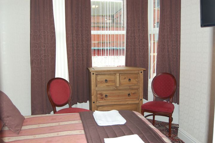 Room 3 of 45