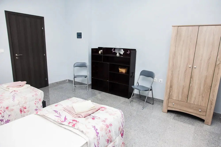 Room 3 of 10