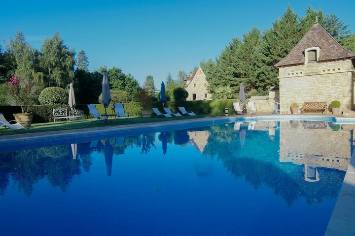 Pool 12 of 15