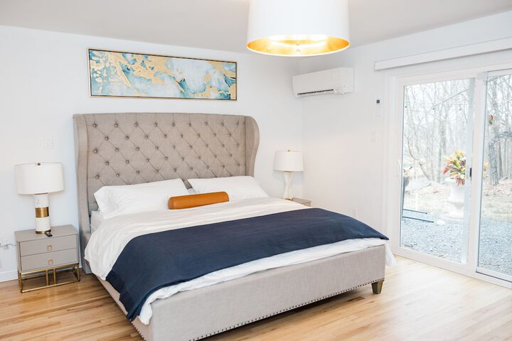 Room 5 of 25
