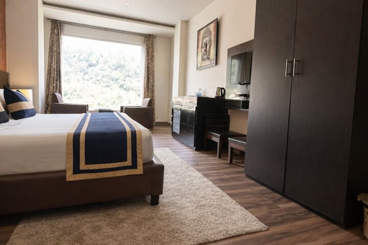 Room 30 of 75