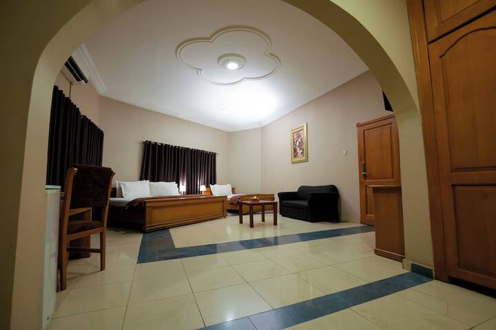 Room 30 of 67