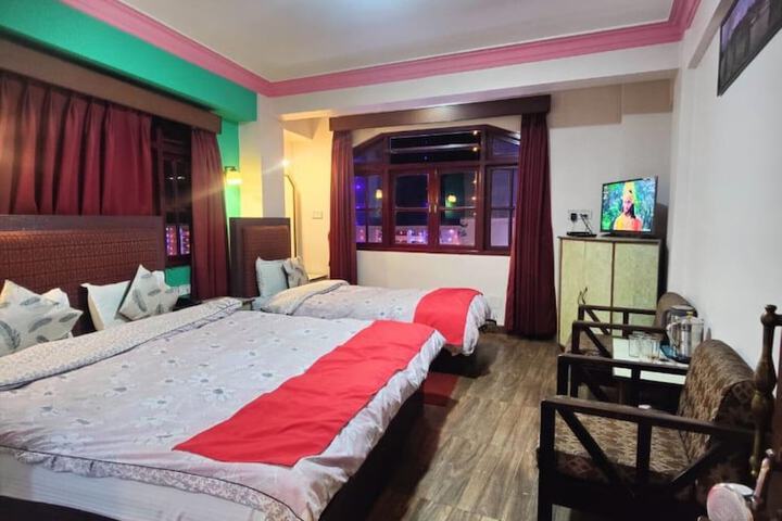 Room 18 of 23