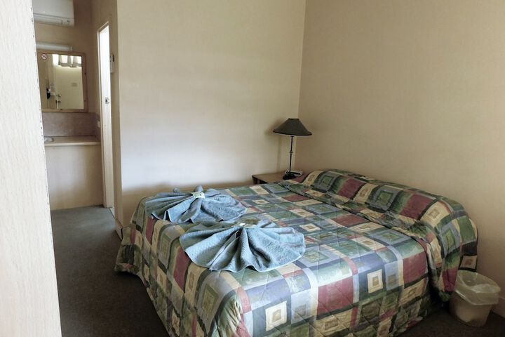 Room 15 of 51