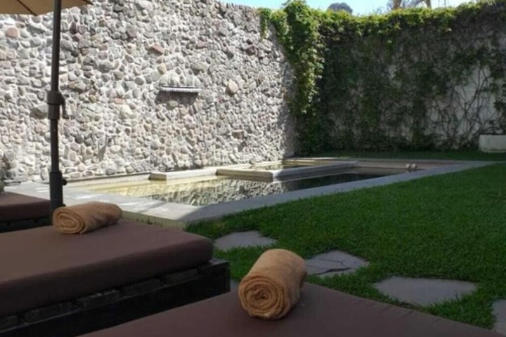 Pool 16 of 32
