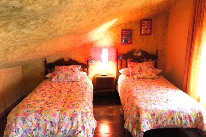 Casa Rural Cuevas del Sol
