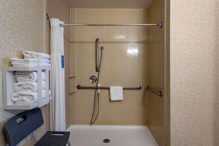 Bathroom shower