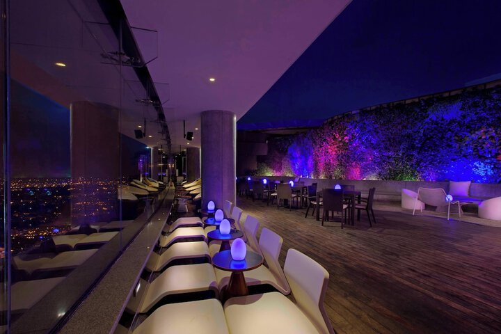 Dining 63 of 84
