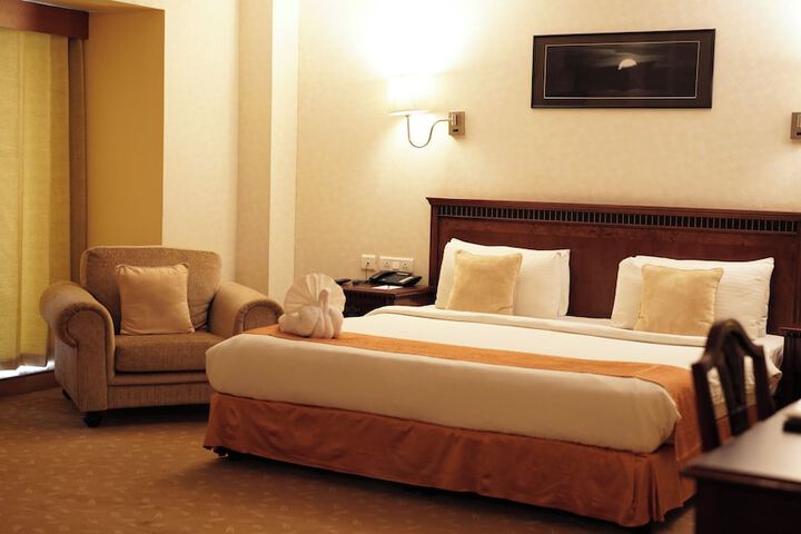 Room 12 of 52