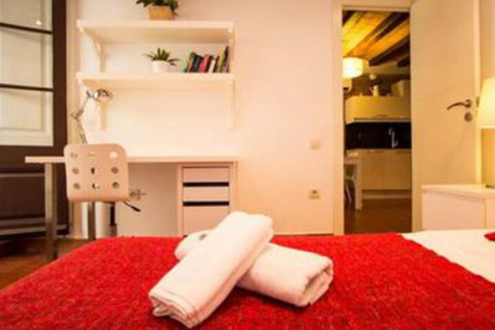 Room 37 of 140