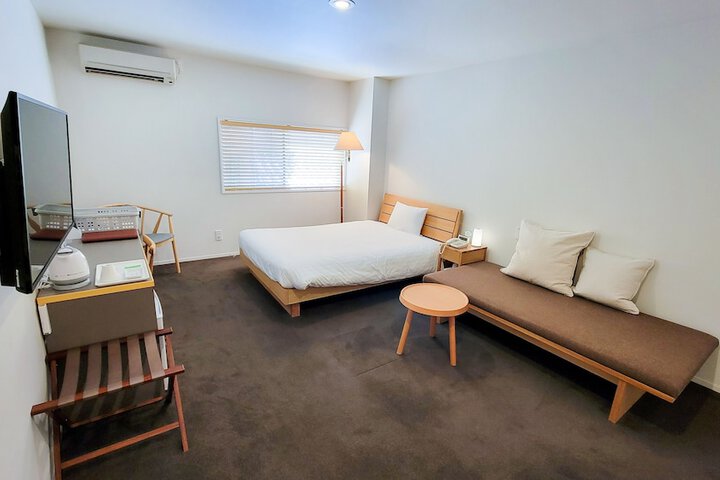 Room 19 of 40