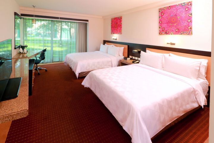 Room 17 of 155