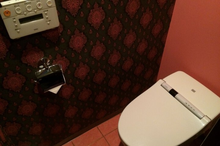 Room 19 of 22