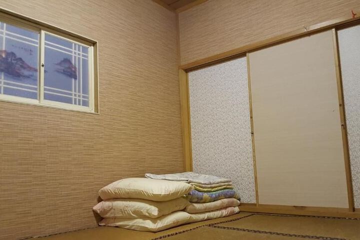 Room 8 of 41