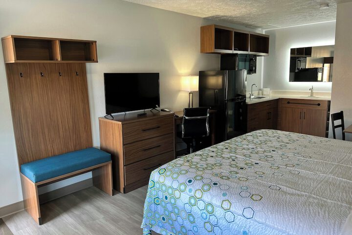Room 9 of 23