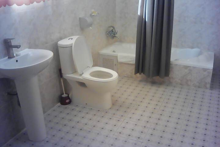 Room 30 of 57