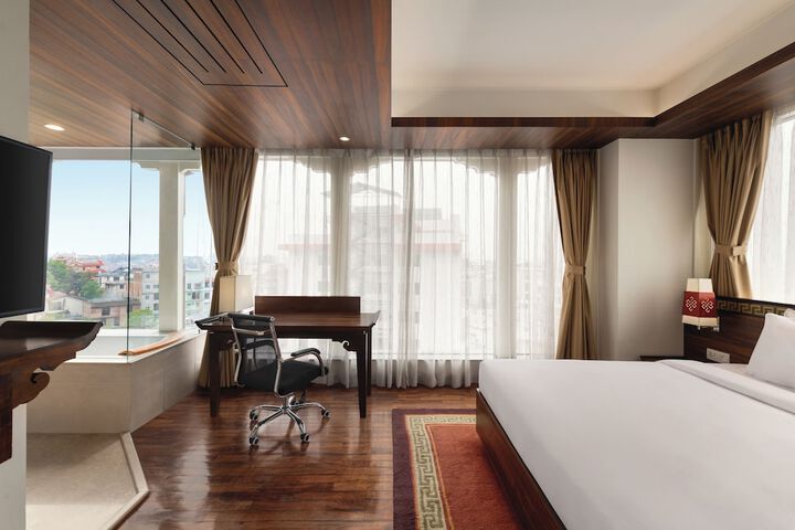 Room 43 of 120