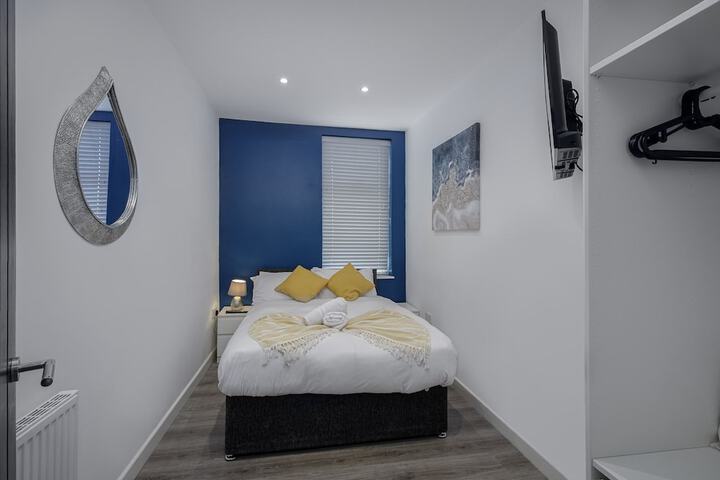 Room 34 of 66