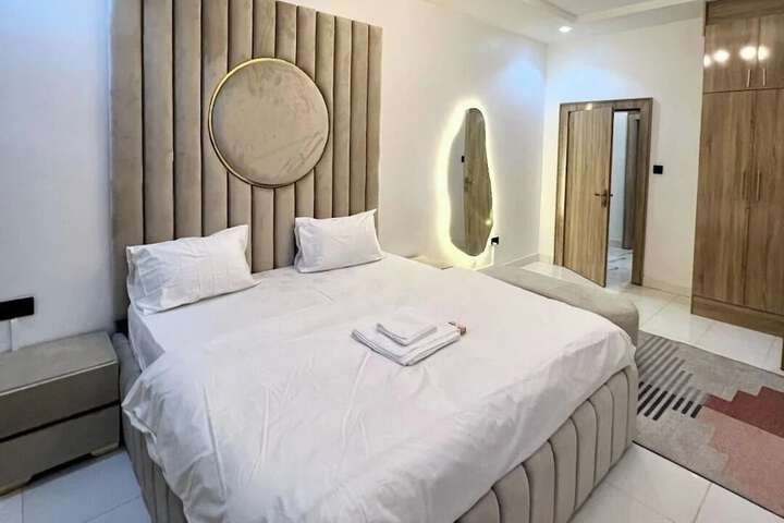 Room 18 of 57