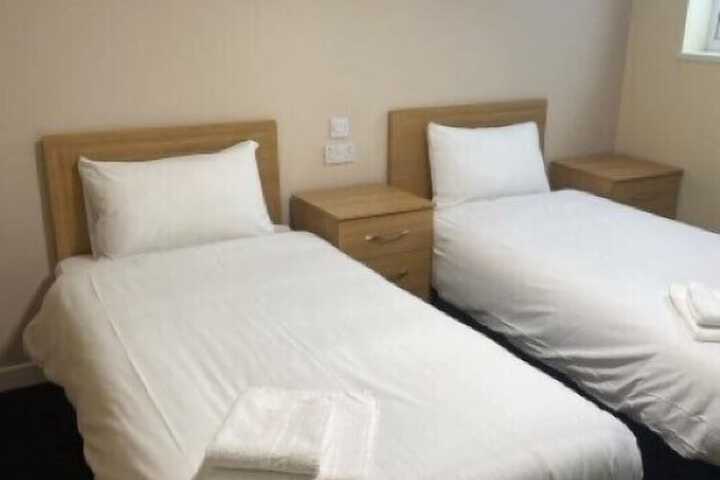 Room 16 of 41
