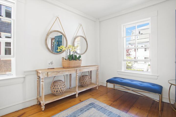 Hotel Interior 16 of 218