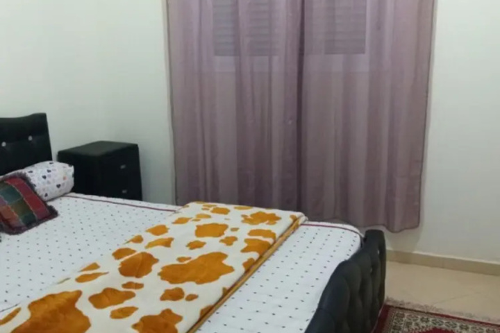 Room 5 of 10