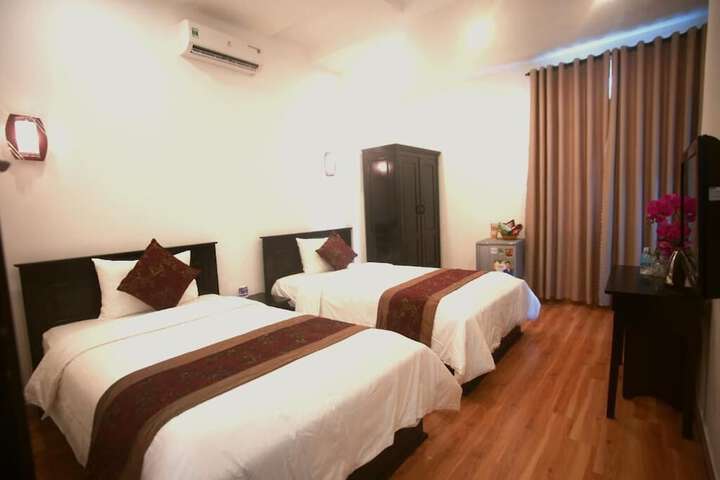 Room 16 of 31