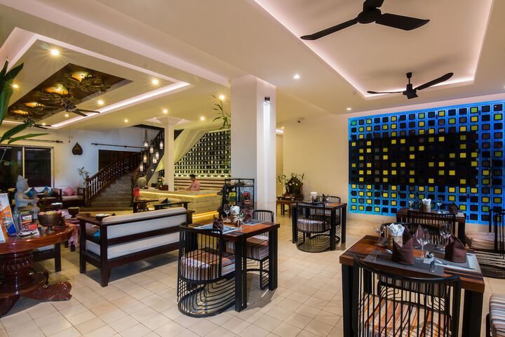 Hotel Interior 2 of 116