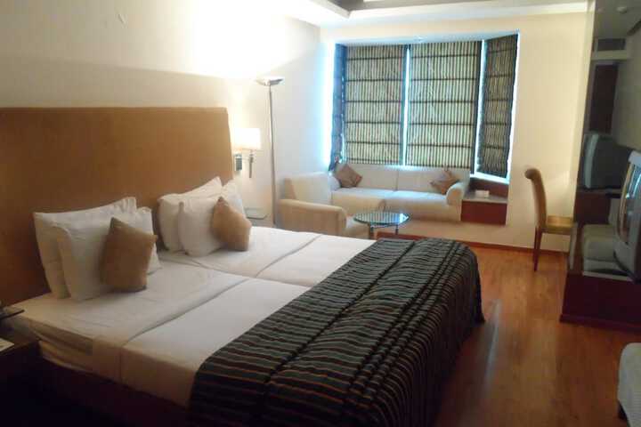 Room 27 of 56