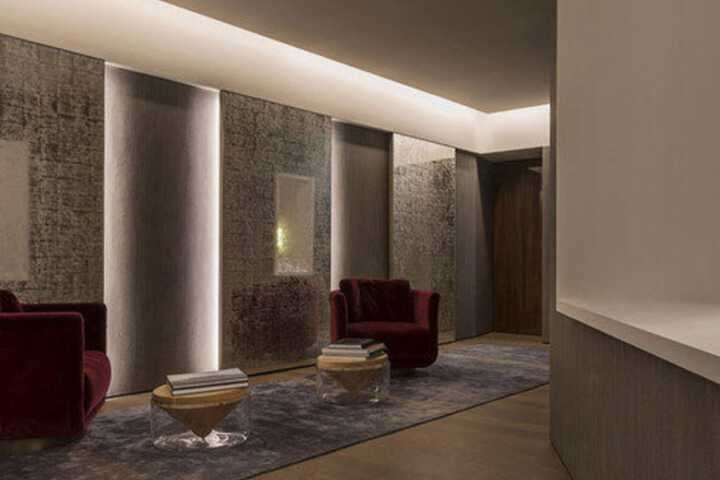 Entrance & Lobby