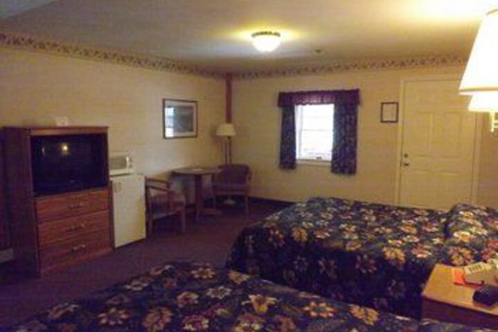 Room 18 of 24