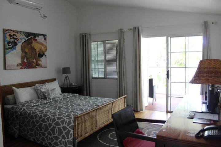 Room 20 of 65