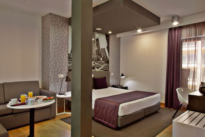 Room 49 of 89