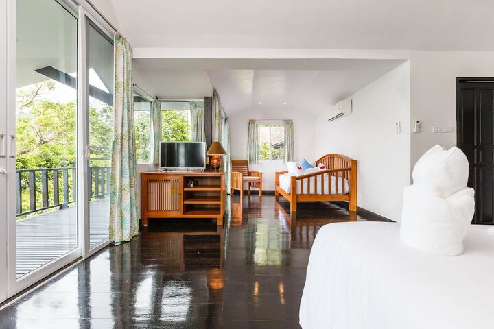 Room 4 of 46