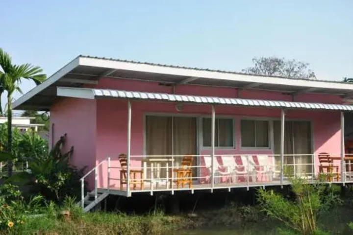 Bansaun Lung Rin Kanchanaburi